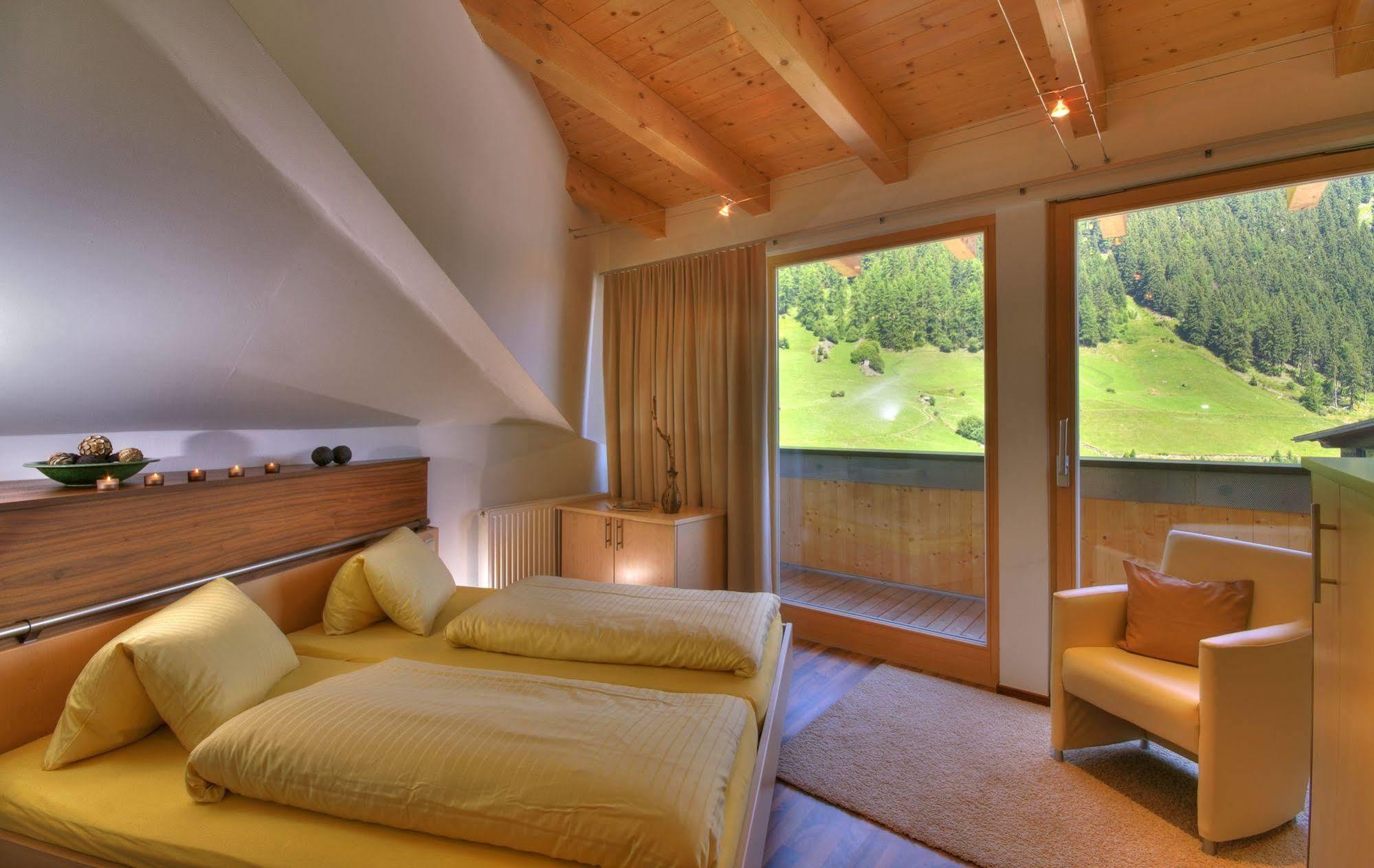 Petit Madlein Bed & Breakfast Ischgl Bilik gambar